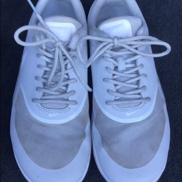 Nikes - Picture 2 of 4